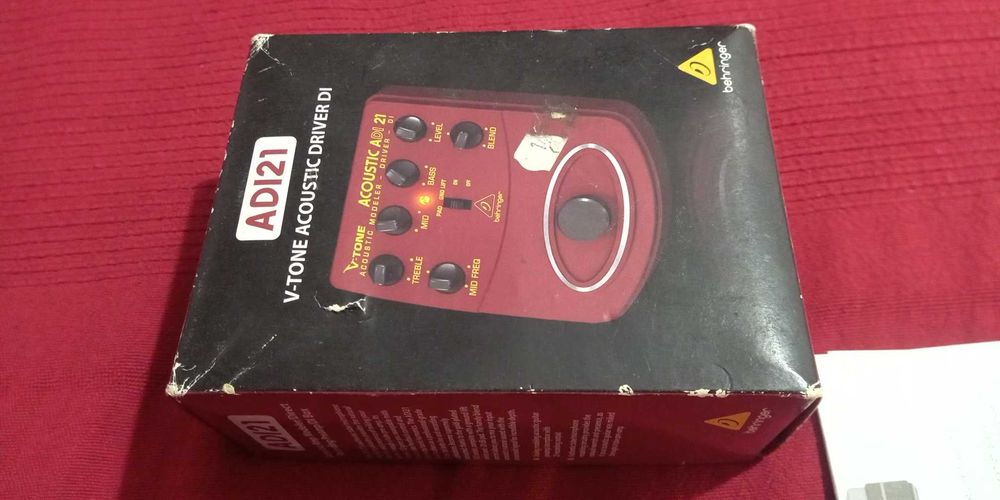 Behringer V-Tone Acoustic ADI21 analogowy preamp modelujący