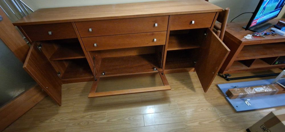 Aparador de Sala em Madeira