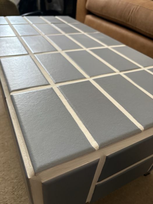 Mesa de Centro em azulejo azul claro