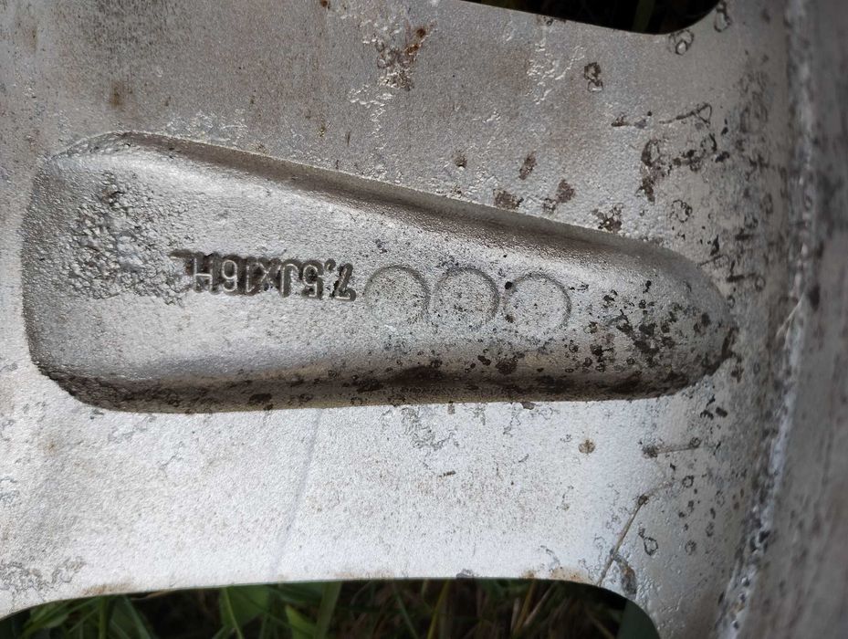 OPONY zimowe 215/55/16 na alufelgach 5x120 et18 BMW