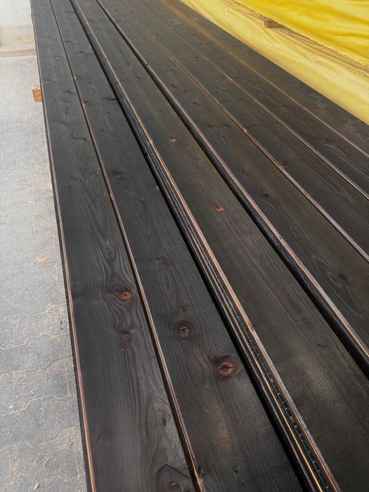 Deski elewacyjne opalane Shou Sugi Ban Podbitka Szalówka deska opalana