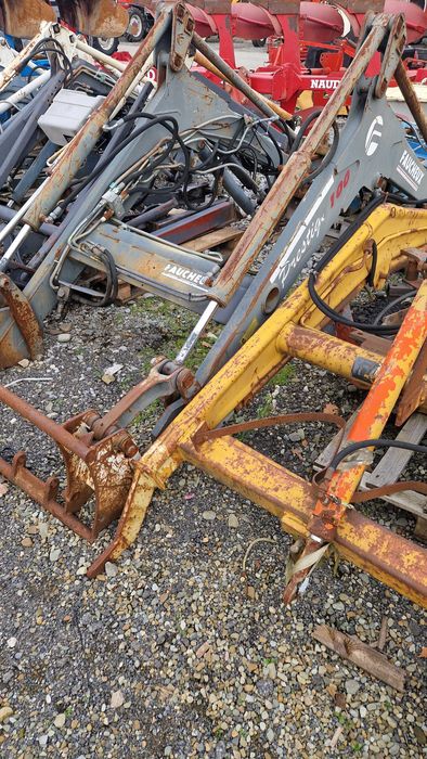 Adaptacja Massey Ferguson 375 . 390 mailleux . faucheux . Ładowacz Faucheux