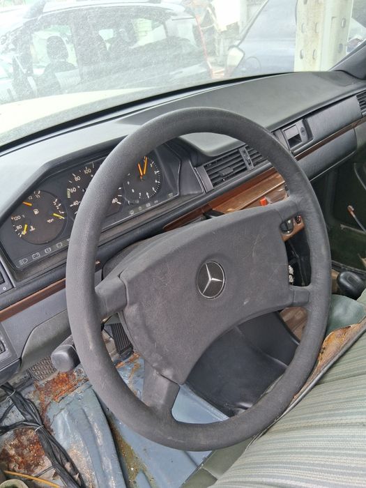 Mercedes W124 para peças