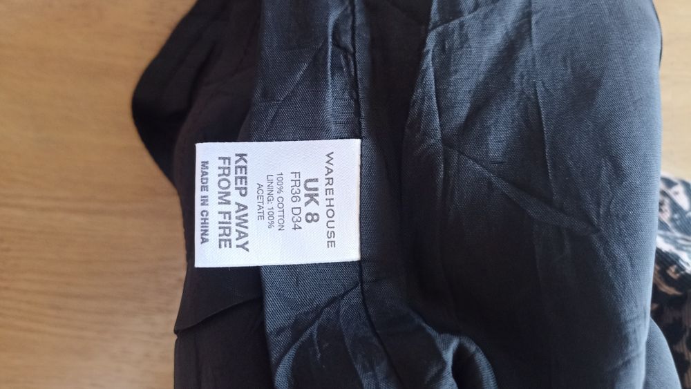 Sukienka w panterkę Warehouse rozmiar 34