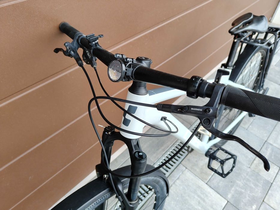 Rower trekkingowy Cube Acid 28"/Sram/RockShox
