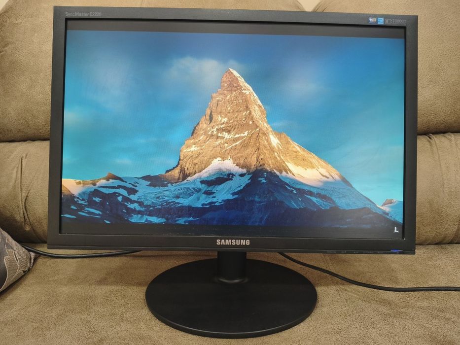 Монітор 21.5" Samsung E2220N (LS22CLYSB) 1920*1080 TN