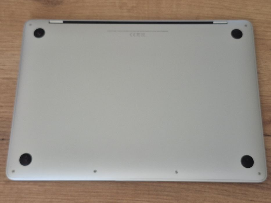 MacBook Pro 13,m1,16/512 neverlock