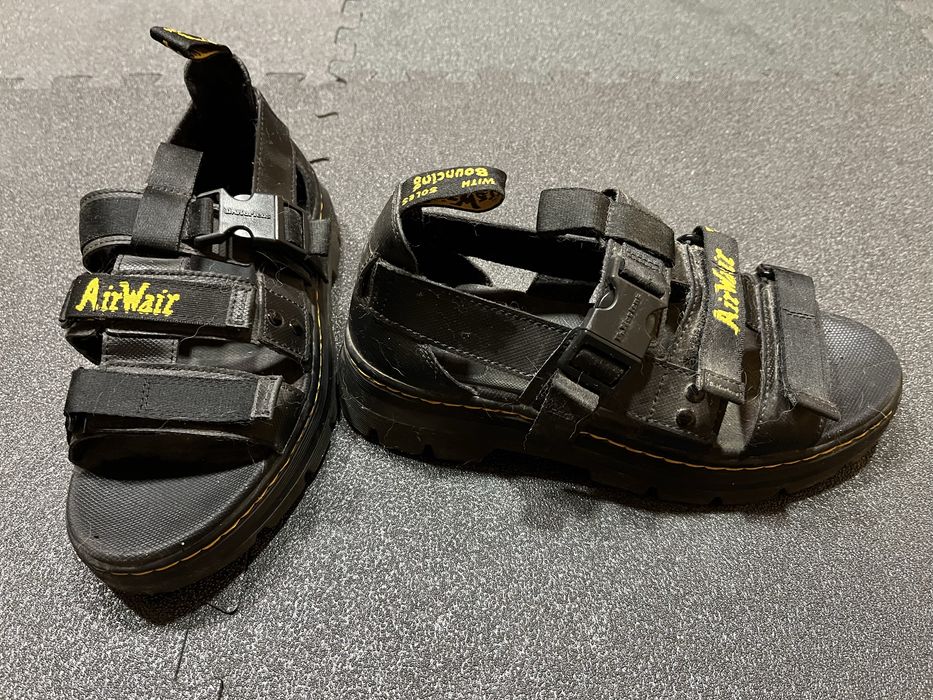 Sandalias Dr Martens 39