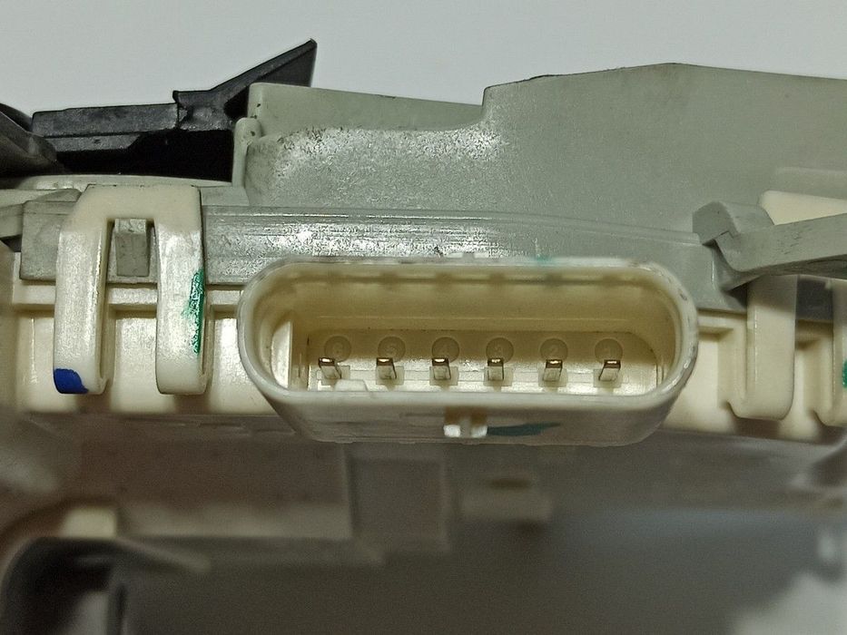FECHADURA PORTA TRASEIRA ESQUERDA AUDI A4 BER. (B8) E