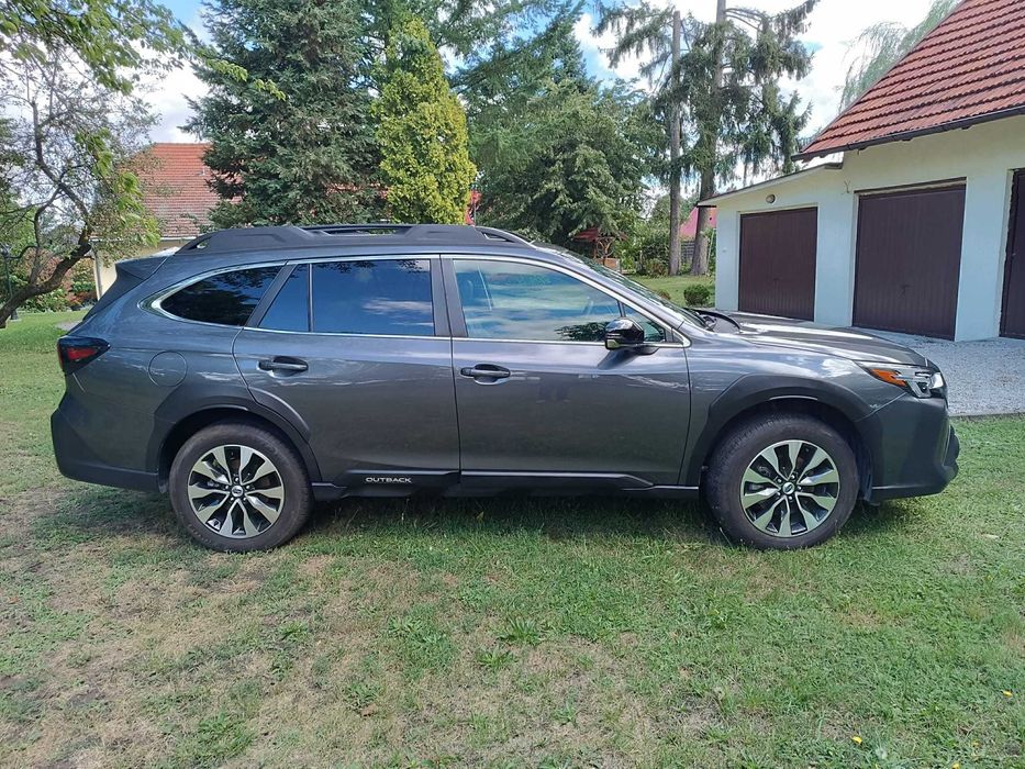 Subaru Outback 2025