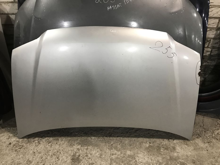 Капот VW Caddy 3