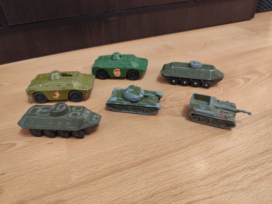 Танки игрушечные советские металлические