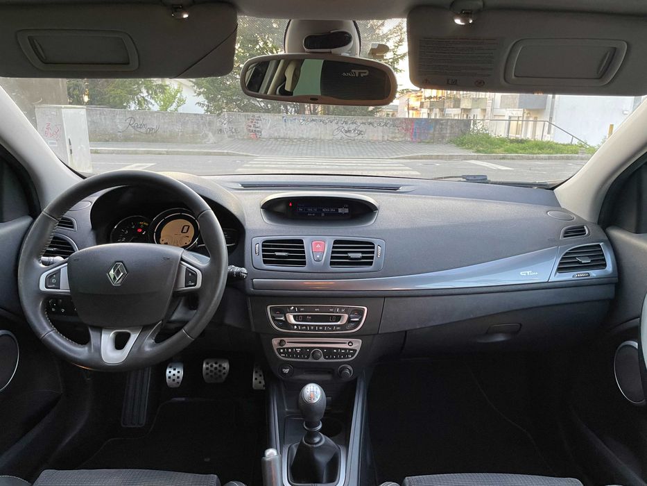 Renault Megane 1.5 DCI Tourer - 180000km - Nacional