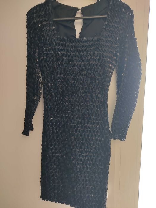 Vestido Novo de Lantejoulas