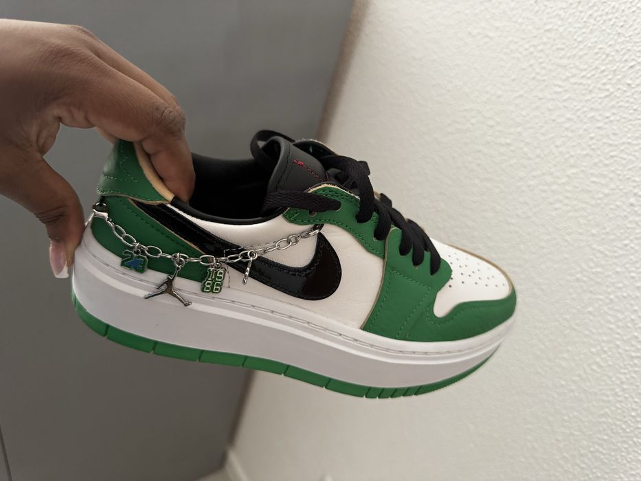 Ténis Jordan branco e verde