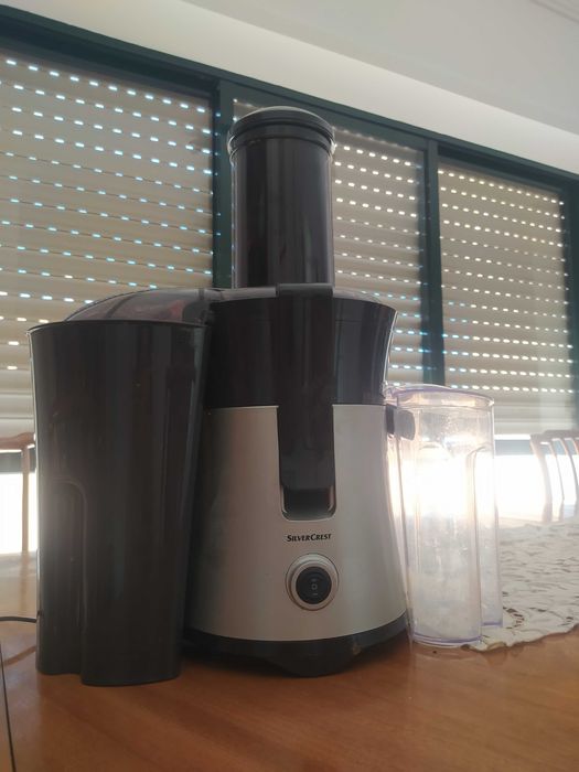 Máquina de sumos Silver Crest