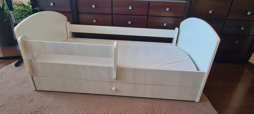 Łóżeczko dla dziewczynki