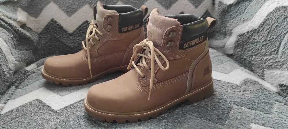 Шкіряні світло-коричневі черевики caterpillar (cat)