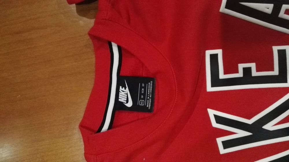 Camisola Nike nova