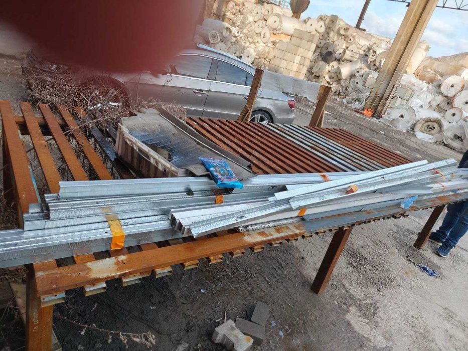 Sprzedam Profile systemowe Armstrong i Profile do zabudowy suchej