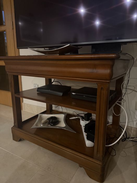 Móvel de televisão