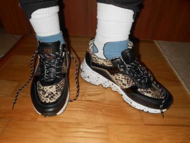 XTI the red touch SNEAKERSY print 39/25 cm