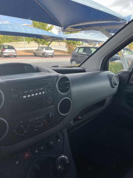 Entregas & Mudanças Rápidas | Preço Acessível [Fundao]