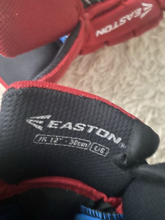 Перчатки хокейні Easton