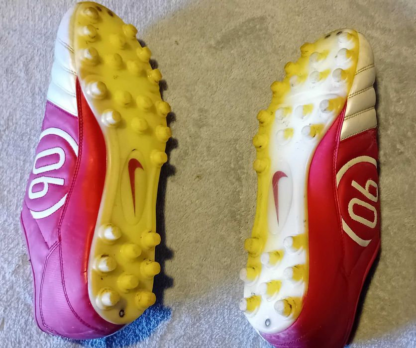 Chuteira Nike Total 90 III