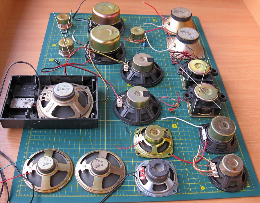 Динамік ВЧ СЧ НЧ