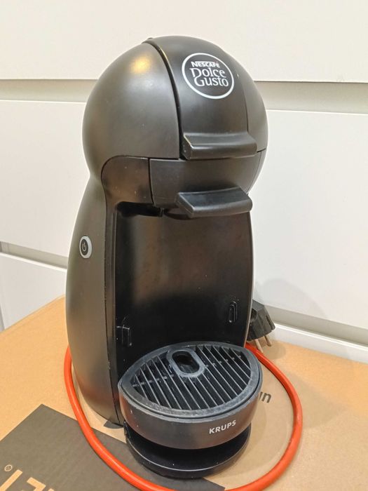 Ekspres Dolce Gusto + spieniacz do mleka Botti + kapsułki Dolce Gusto