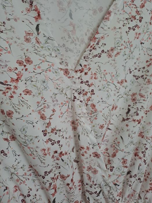 Sukienka w kwiaty Marsala S