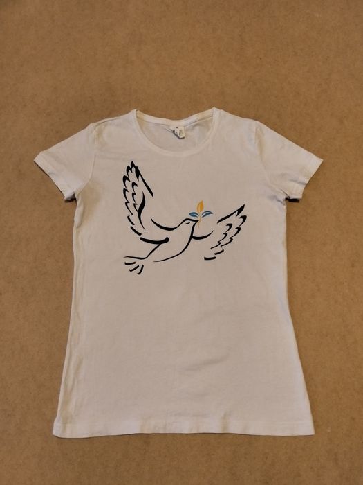 Жіноча футболка з принтом " Голуб миру"