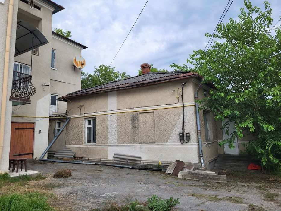 Знижена ціна Продається будинок в центрі Бережан можливий обмін