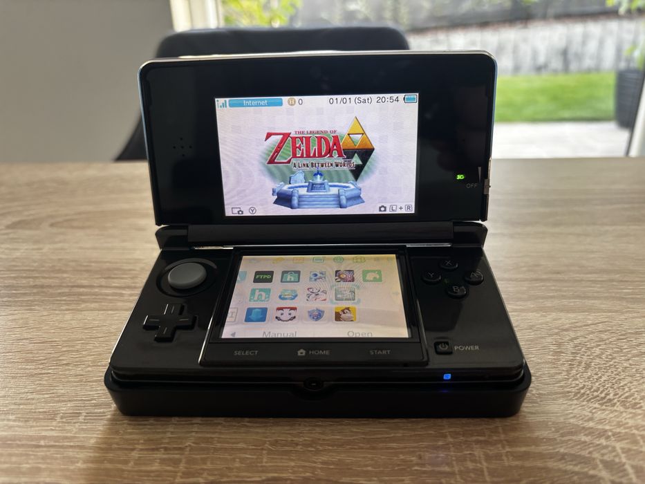 Nintendo 3DS Cosmo Black 64 gb