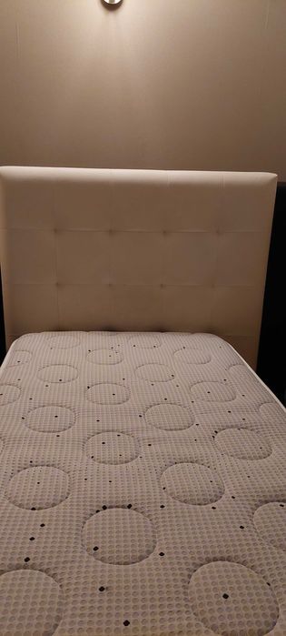 Cama de solteiro completa