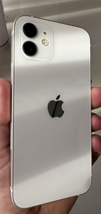 iPhone 12 64 GB Branco