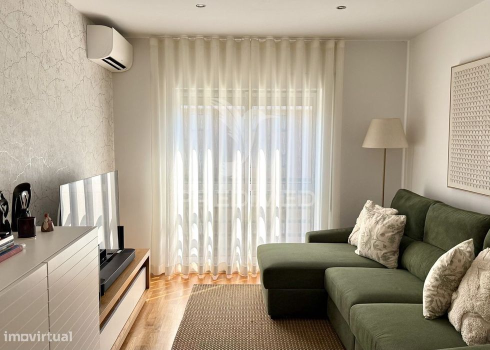 Apartamento T2 em São Domingos de Benfica