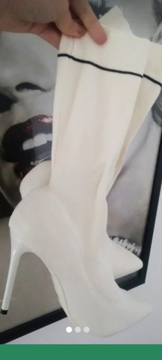 Botki białe roz. 38