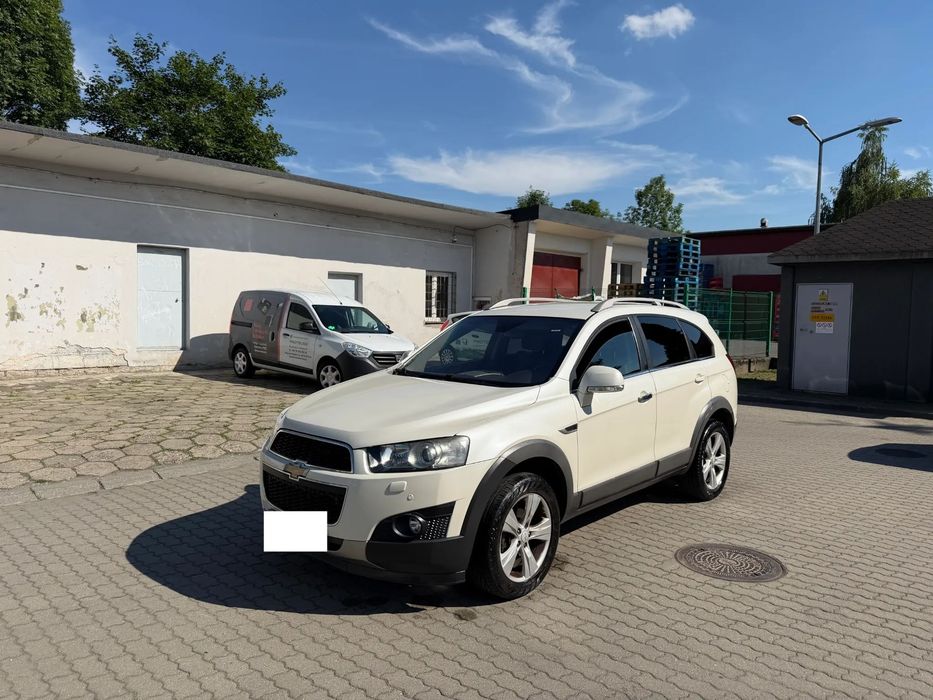 Chevrolet Captiva Salonowy 2FWD 7-osobowy