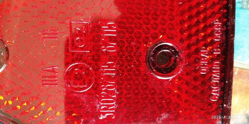 Светоотражатель для транспорта советский