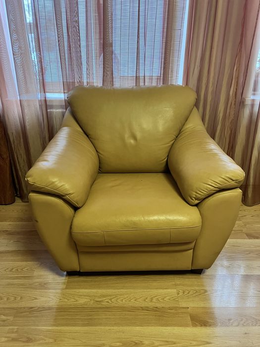 Кресло из экокожи.Крісло з екошкіри.