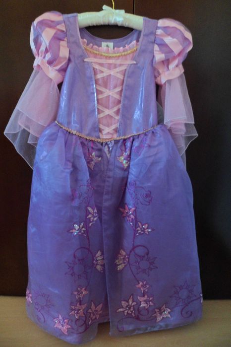 Novo-Vestido Rapunzel-Disney oficial