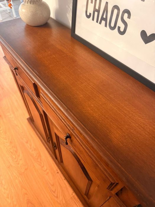 Aparador de madeira 2 portas