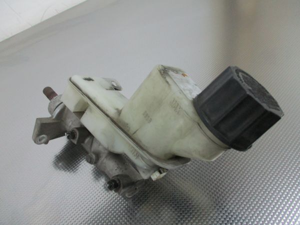 Bomba central dos travões MAZDA 6 Hatchback (GG)