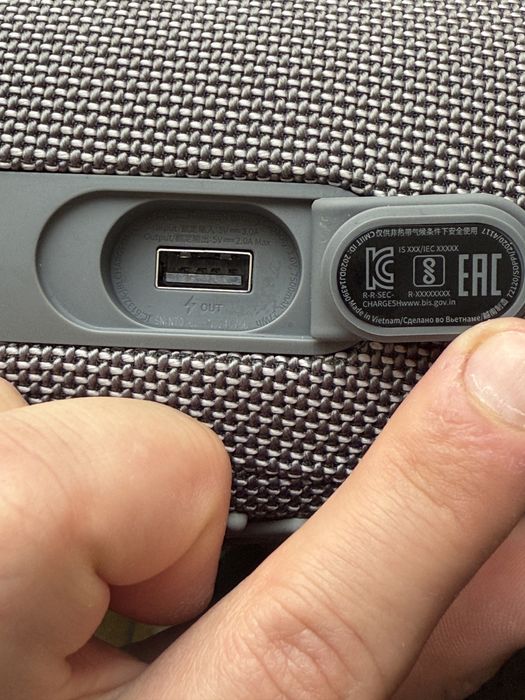 JBL Charge 5 — оригінал !Дуже довго тримає заряд!