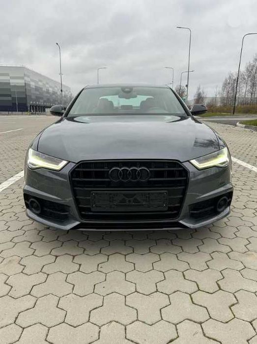 Audi A6 2018 року
