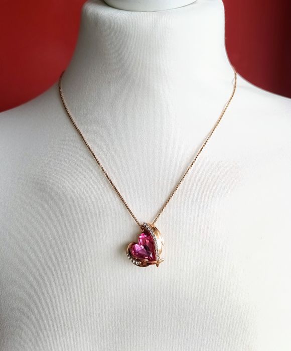 Naszyjnik z wisiorkiem