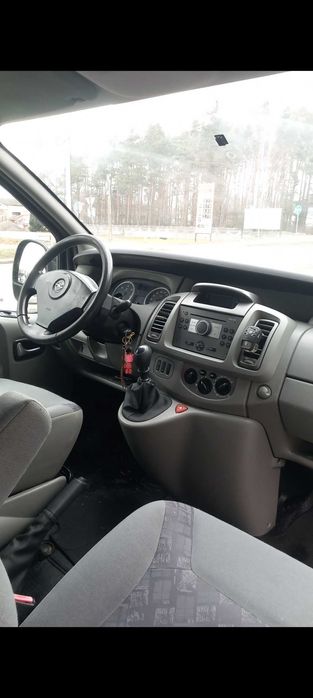 Opel  Vivaro 2.5 CDTI