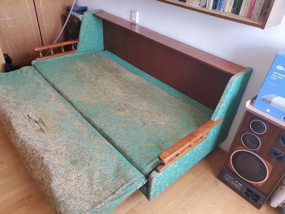 Бесплатно Диван раскладной Кресла